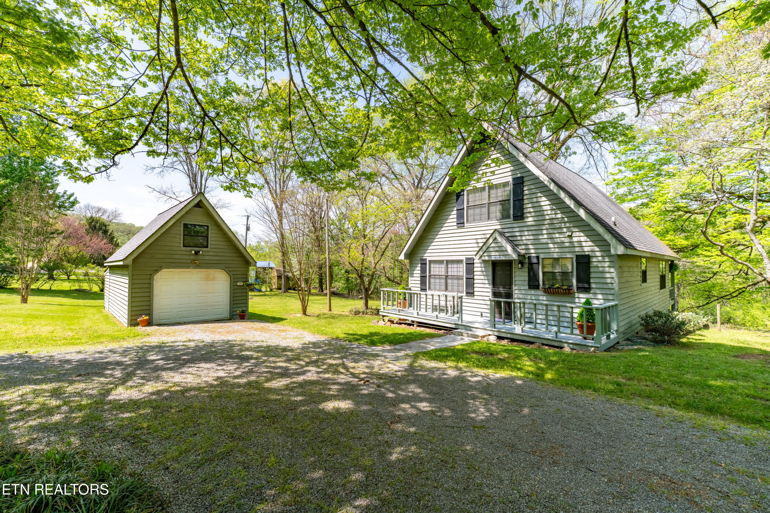 309 River Rd