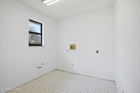 Tiny photo for 193 Loyston Rd, Maynardville, TN 37807 (MLS # 1347526)