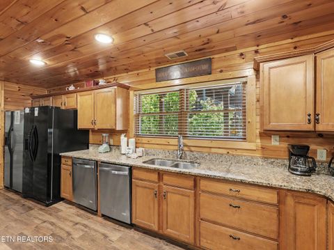 Tiny photo for 805 Spirit Loop Way, Gatlinburg, TN 37738 (MLS # 1341087)