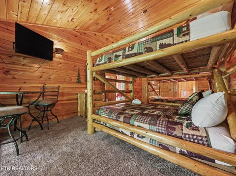 Tiny photo for 805 Spirit Loop Way, Gatlinburg, TN 37738 (MLS # 1341087)