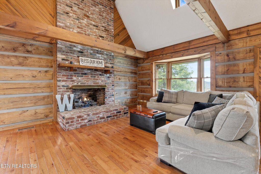 Photo of 198 River Rd, Kingston, TN 37763 (MLS # 1286186)