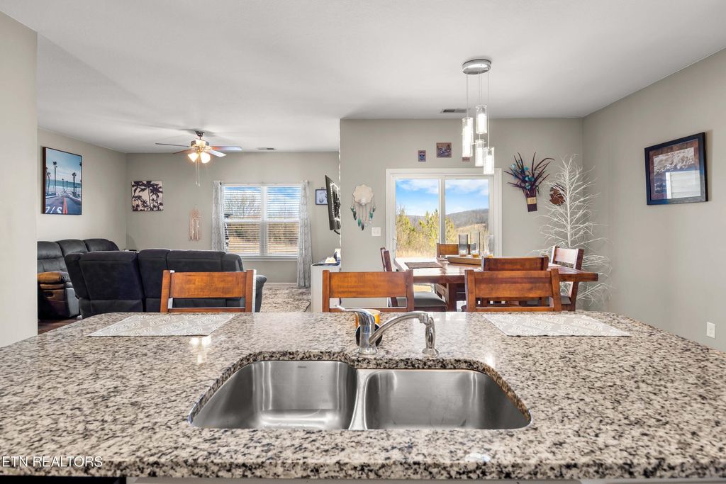 Photo of 294 Cedar Park Drive, Loudon, TN 37774 (MLS # 1329262)