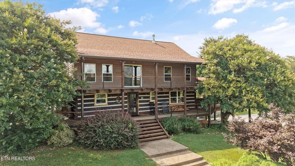 Photo of 2132 Grey Ridge Rd, Maryville, TN 37801 (MLS # 1346022)