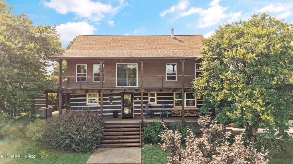 Photo of 2132 Grey Ridge Rd, Maryville, TN 37801 (MLS # 1346022)