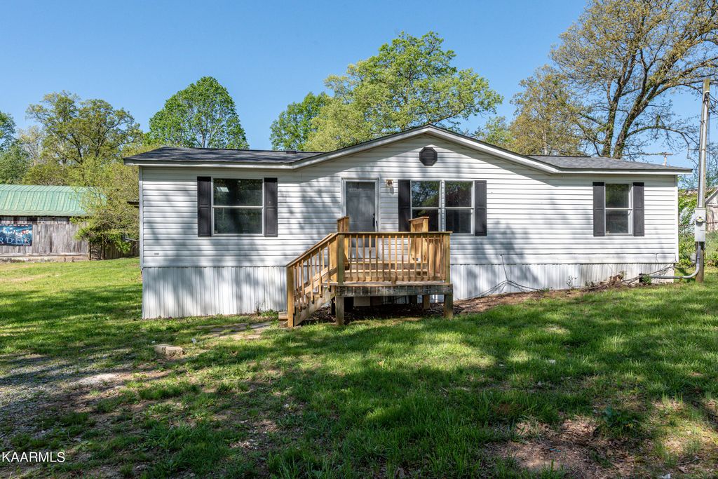 Photo of 362 Patterson Rd, Walland, TN 37886 (MLS # 1224421)