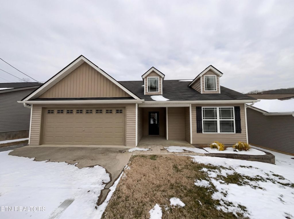 Photo of 3130 Bakertown Overlook Lane, Knoxville, TN 37931 (MLS # 1328468)