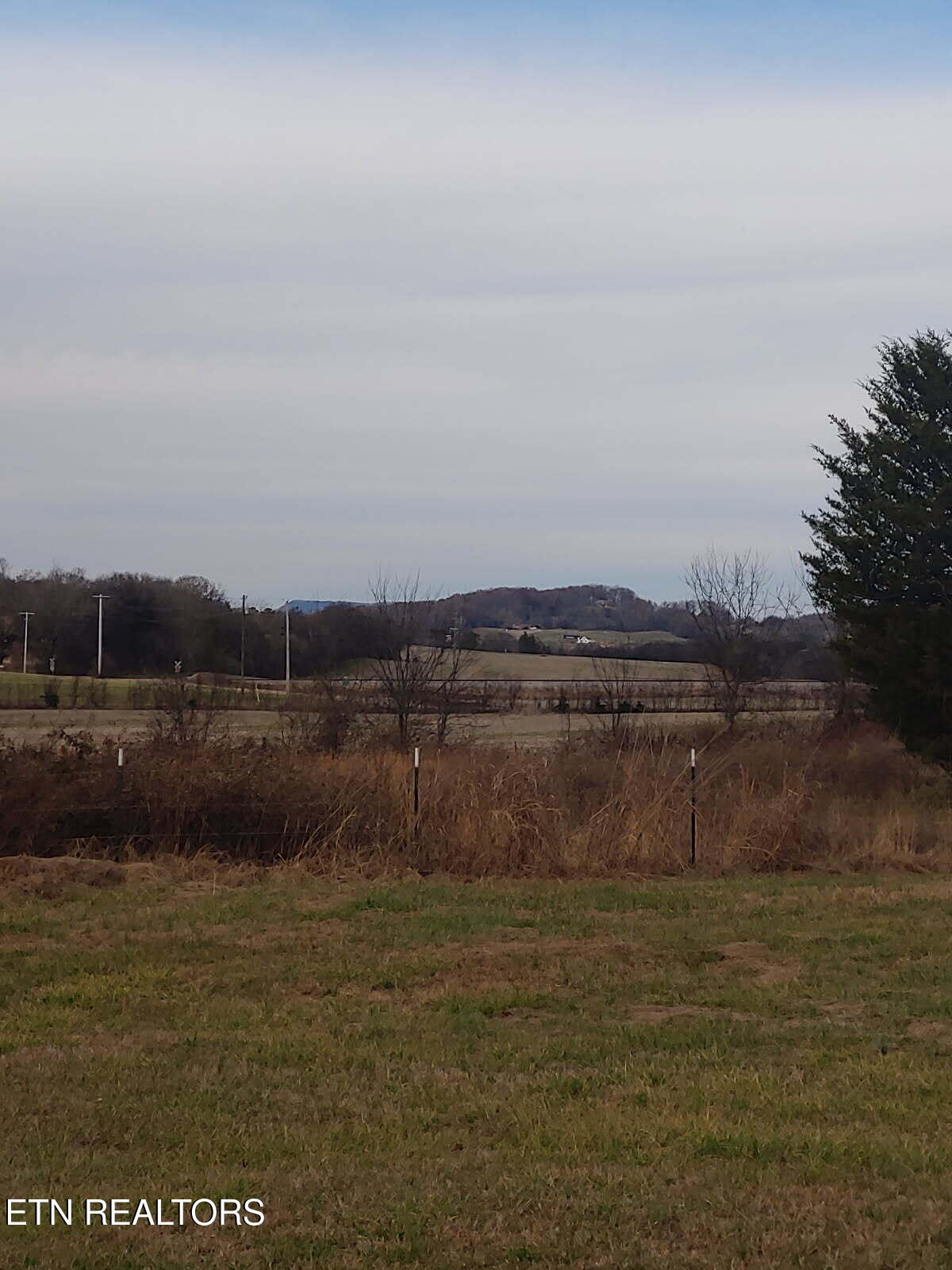 1820 Hwy 11 E W