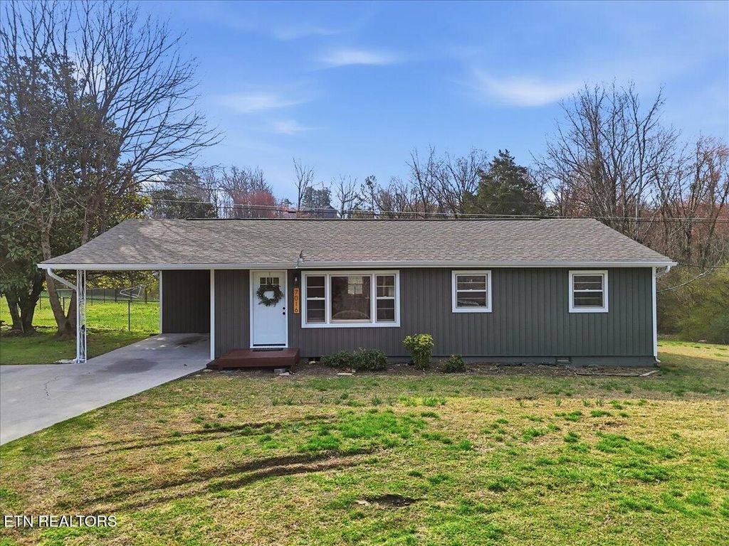 Photo of 7016 Bert Newman Lane, Knoxville, TN 37931 (MLS # 1331931)