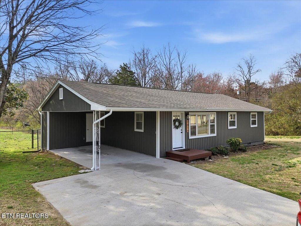 Photo of 7016 Bert Newman Lane, Knoxville, TN 37931 (MLS # 1331931)