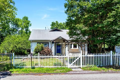 917 Centeroak Drive Knoxville TN 37920