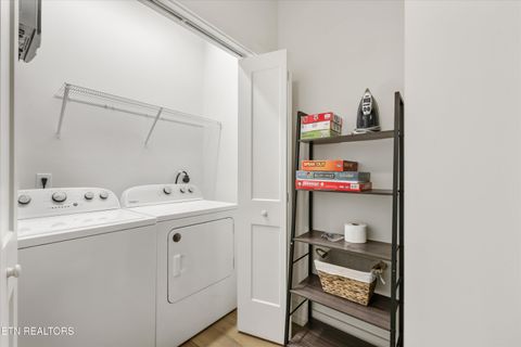 Tiny photo for 418 Fleeta Williams Way, Sevierville, TN 37862 (MLS # 1325735)