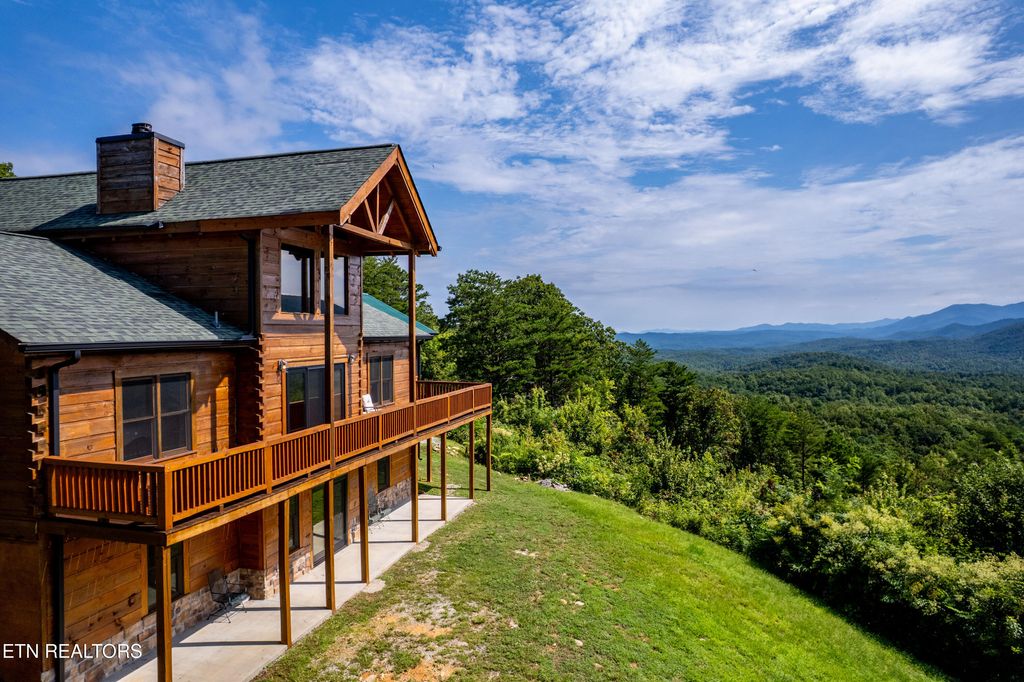 Photo of 1099 Smithfield Rd Rd, Tellico Plains, TN 37385 (MLS # 1312137)