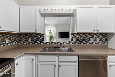 Tiny photo for 4027 Darwin Way, Knoxville, TN 37918 (MLS # 1354561)