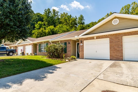 Tiny photo for 4027 Darwin Way, Knoxville, TN 37918 (MLS # 1354561)