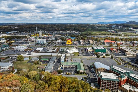 Tiny photo for 2743 Colonial Drive #APT 205, Pigeon Forge, TN 37863 (MLS # 1329401)