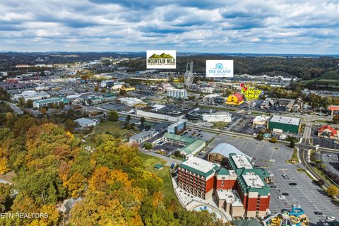 Tiny photo for 2743 Colonial Drive #APT 205, Pigeon Forge, TN 37863 (MLS # 1329401)