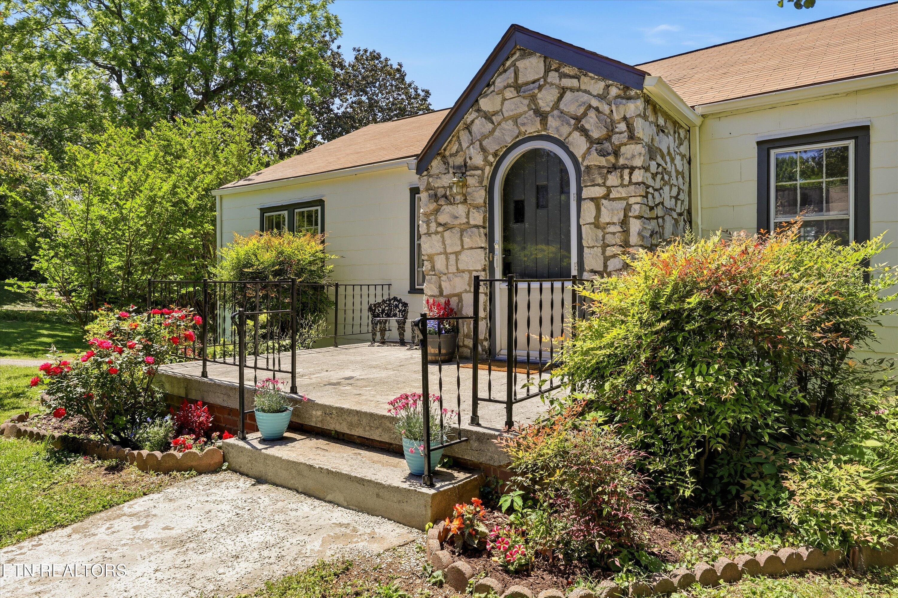 5417 Jacksboro Pike