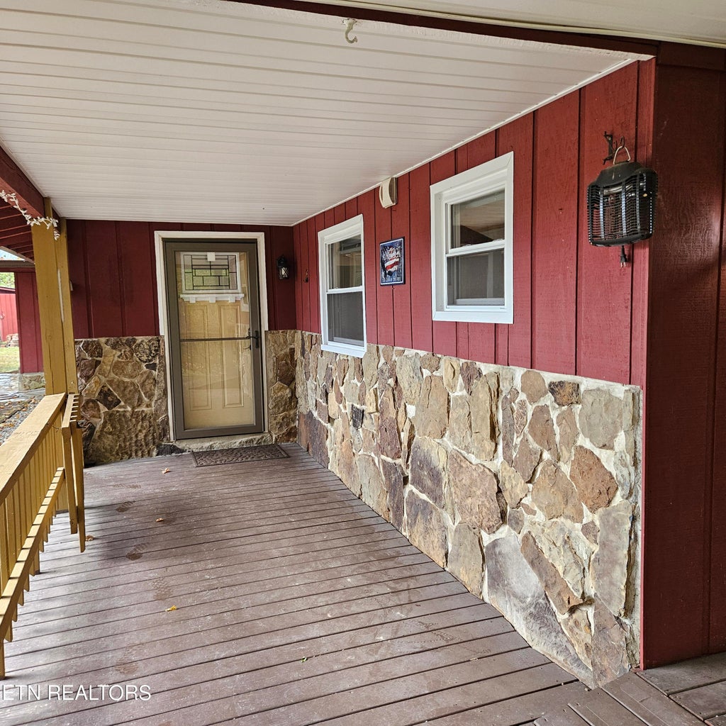 Photo of 355 Eli Lane, Oneida, TN 37841 (MLS # 1296386)