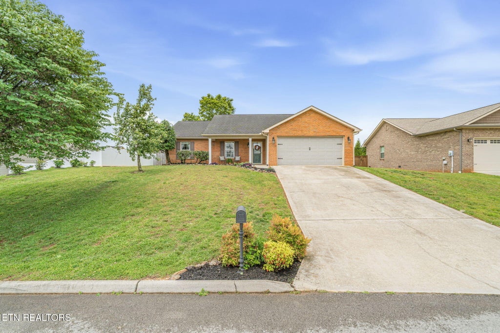 Photo of 466 Mill Creek Drive, Loudon, TN 37774 (MLS # 1339907)