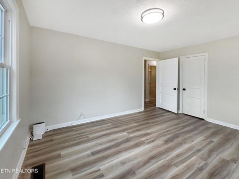 Tiny photo for 3526 Fountain Park Blvd, Knoxville, TN 37914 (MLS # 1335632)