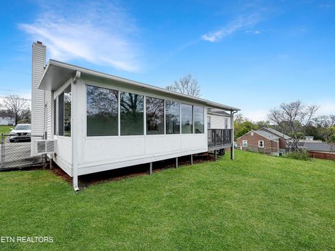 Tiny photo for 3526 Fountain Park Blvd, Knoxville, TN 37914 (MLS # 1335632)