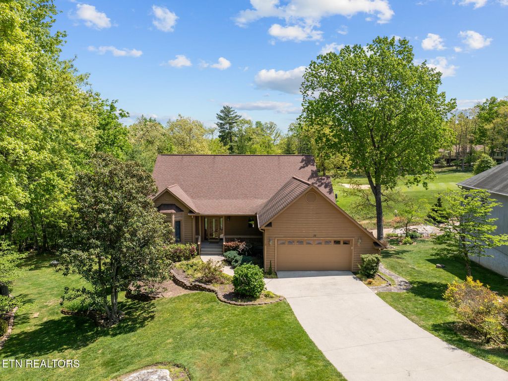 Photo of 38 Heather Glen Drive, Crossville, TN 38558 (MLS # 1340587)