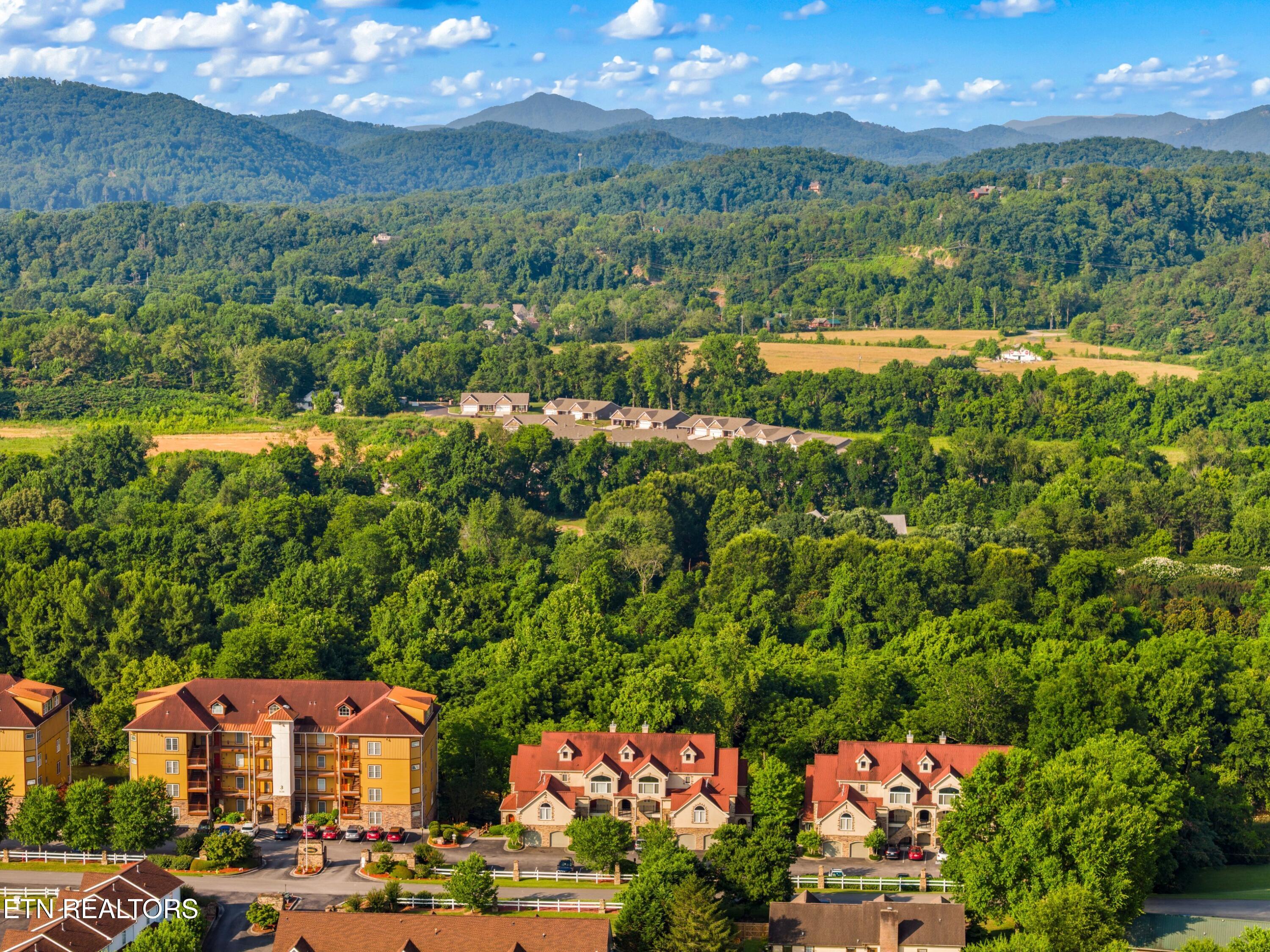 601 River Place Way B101