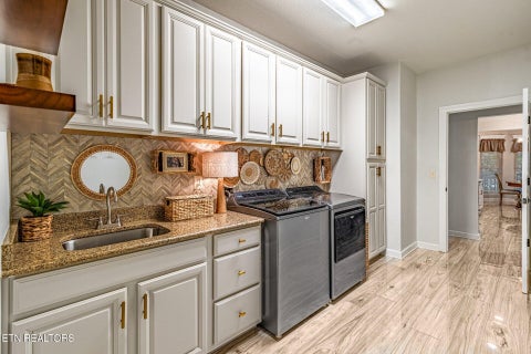 Tiny photo for 321 Awohili Lane, Loudon, TN 37774 (MLS # 1359393)