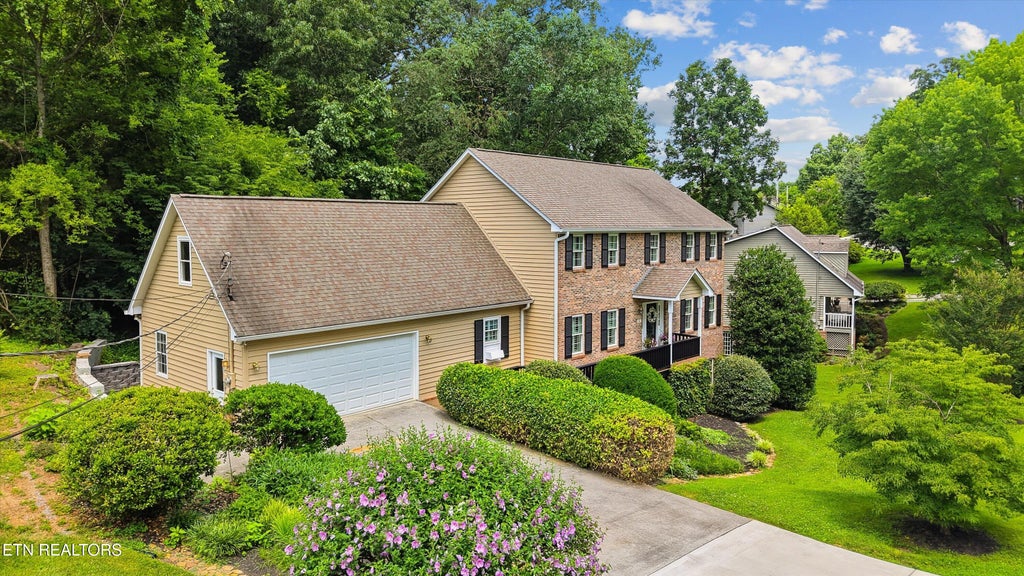 Photo of 1217 Farrington Drive, Knoxville, TN 37923 (MLS # 1345020)