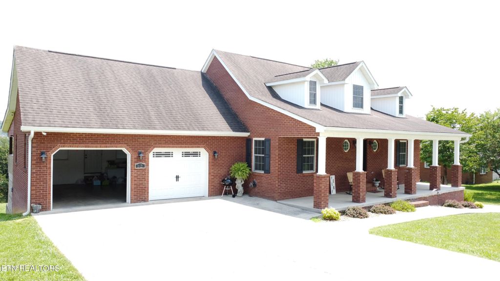 Photo of 1825 Blue Top Road Rd, Tazewell, TN 37879 (MLS # 1266524)