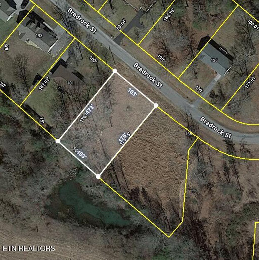 Photo of Bradrock St, Crossville, TN 38571 (MLS # 1331338)