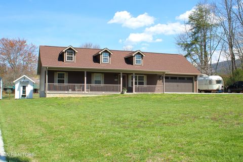 Photo of 3623 Shelby Drive, Sevierville, TN 37862 (MLS # 1330169)