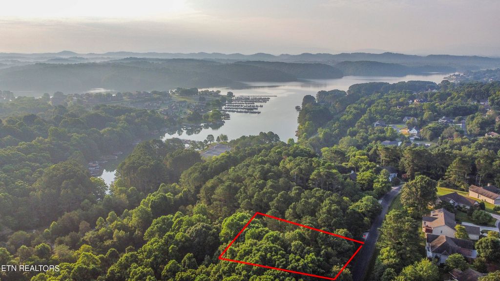 Photo of 131 Sasa Way, Loudon, TN 37774 (MLS # 1334937)