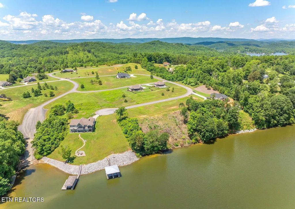 Photo of 147 Docks Of The Bay Drive, Harriman, TN 37748 (MLS # 1282125)