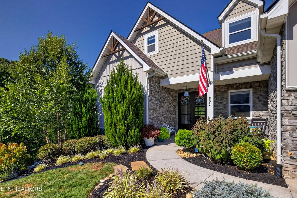 Photo of 1852 Pierceson Point Lane, Knoxville, TN 37932 (MLS # 1356015)