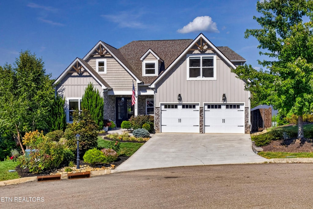 Photo of 1852 Pierceson Point Lane, Knoxville, TN 37932 (MLS # 1356015)