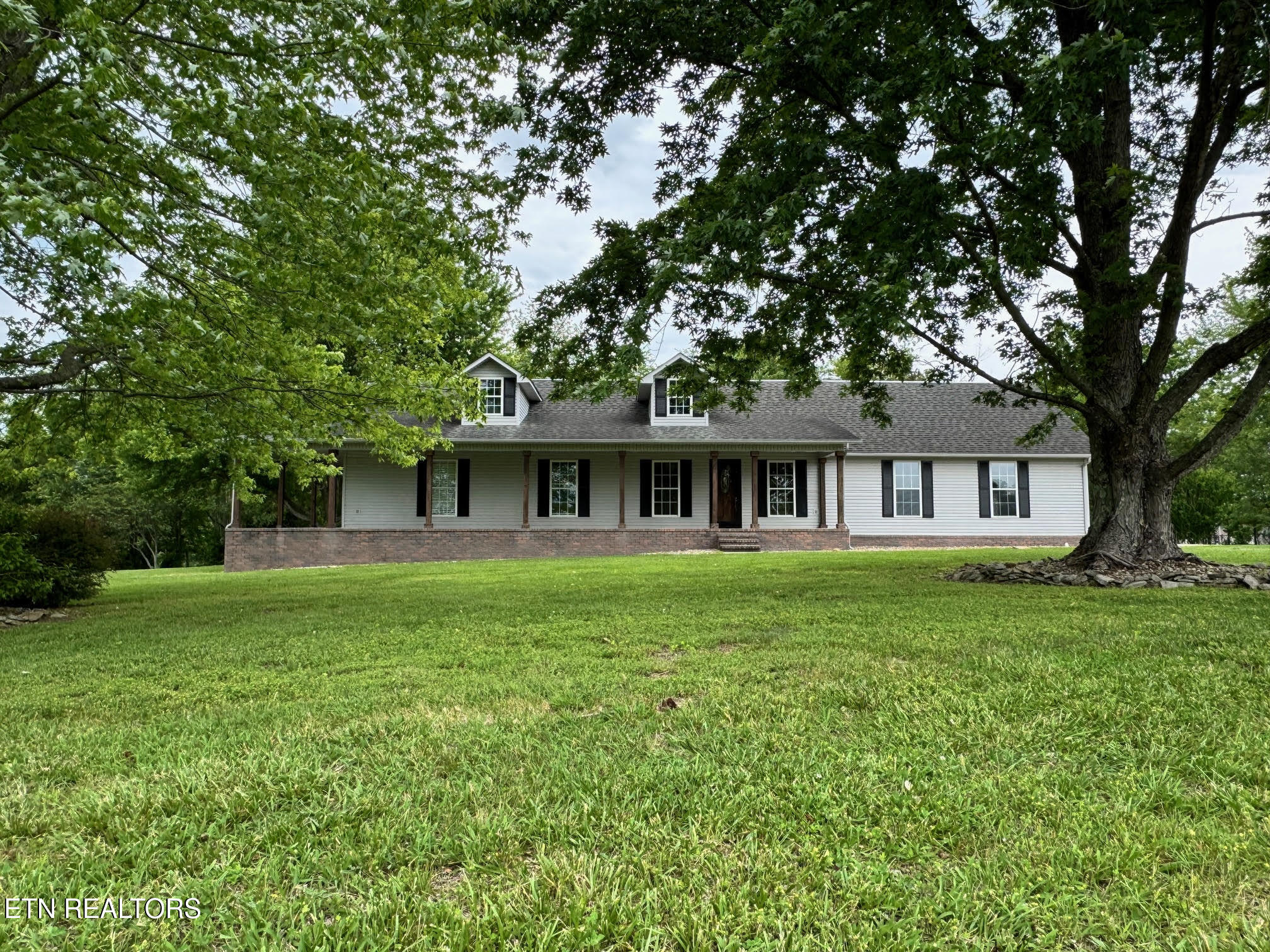410 Sunset Lane