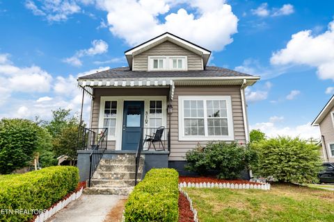 Photo of 310 W Lincoln Rd, Alcoa, TN 37701 (MLS # 1344025)