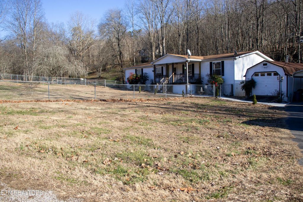 Photo of 512 Edwards Lane, Rockwood, TN 37854 (MLS # 1327778)