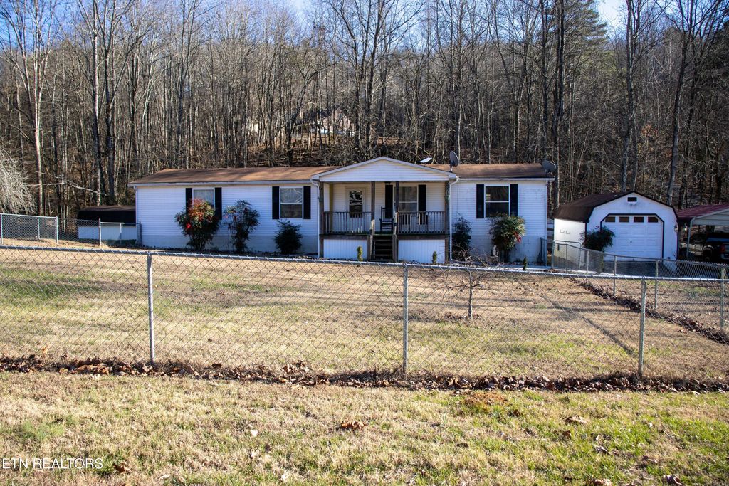 Photo of 512 Edwards Lane, Rockwood, TN 37854 (MLS # 1327778)