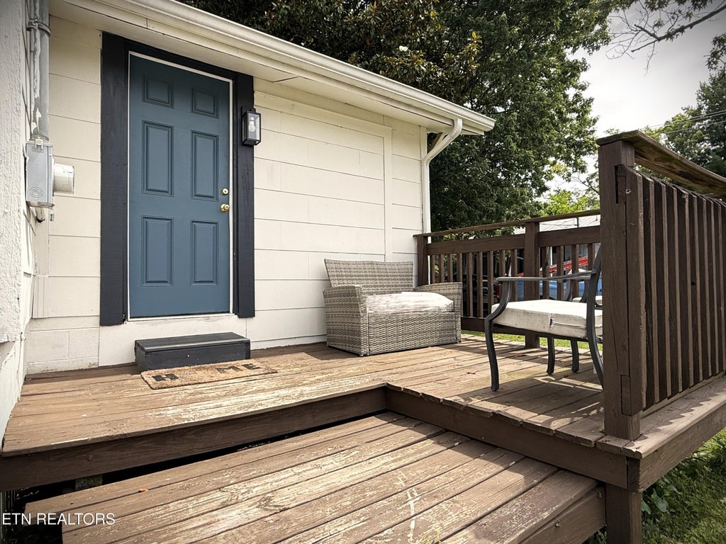 Photo of 501 Ash Ave, Cookeville, TN 38501 (MLS # 1359458)