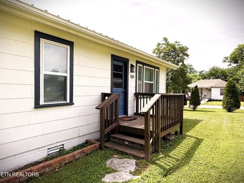 Tiny photo for 501 Ash Ave, Cookeville, TN 38501 (MLS # 1359458)