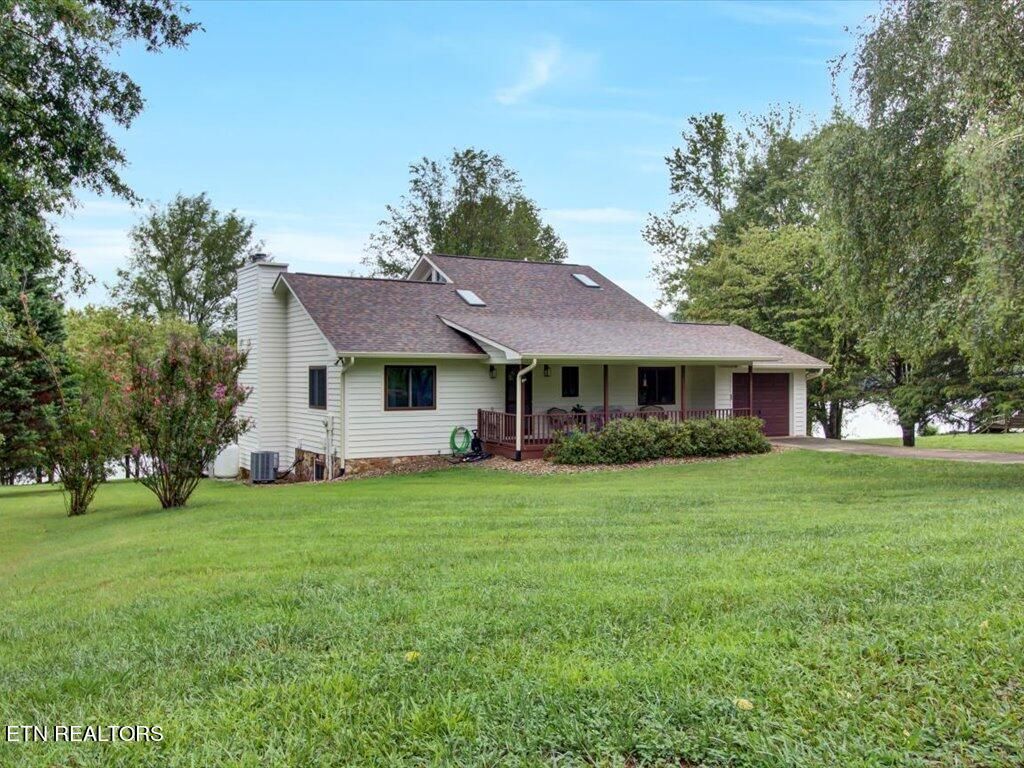 Photo of 220 Shane Lane, Bean Station, TN 37708 (MLS # 1271713)