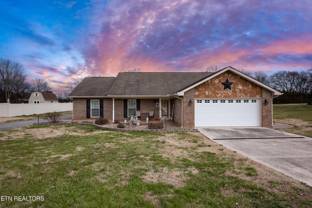 Photo of 170 Franklin Estates Lane, Greenback, TN 37742 (MLS # 1291779)