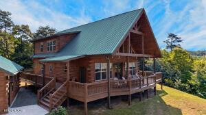 Photo of 1728 Stone Bridge Drive, Dandridge, TN 37725 (MLS # 1359718)