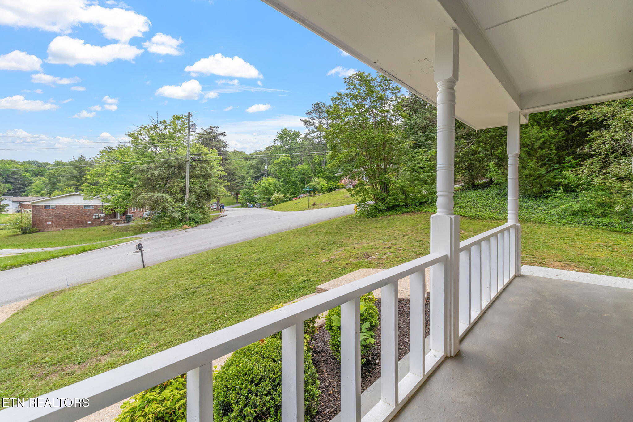 7752 Holiday Hills Circle