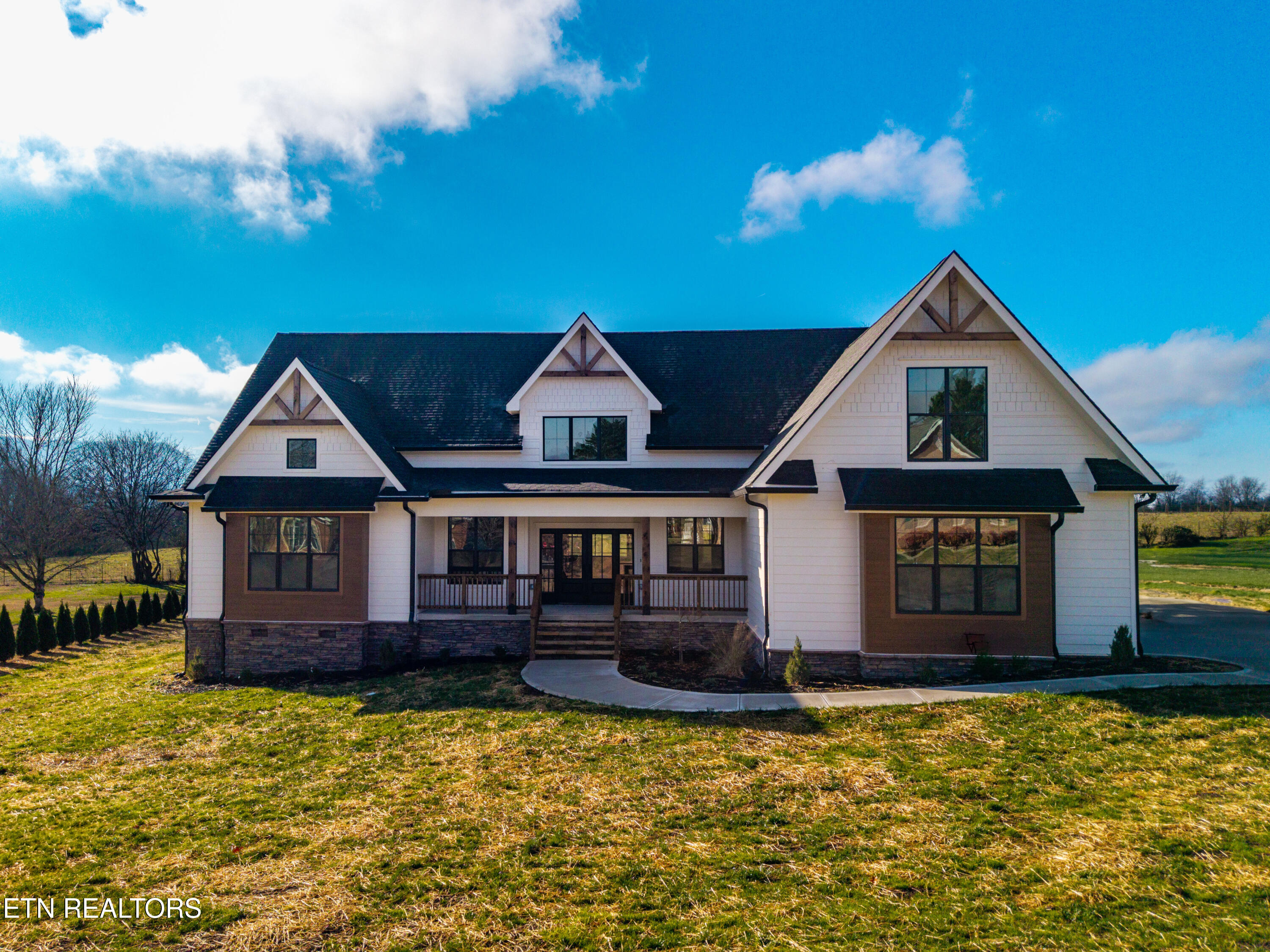 2574 Creekstone Circle