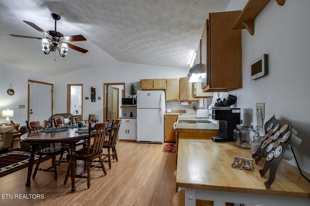 Photo of 275 Sub Rd, Cosby, TN 37722 (MLS # 1306932)