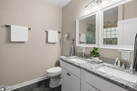 Tiny photo for 2513 SW Lakemoor Drive, Knoxville, TN 37920 (MLS # 1337428)
