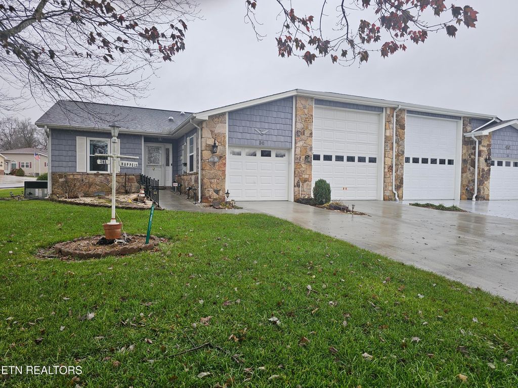 Photo of 36 White Oak Circle, Crossville, TN 38555 (MLS # 1310958)